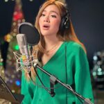 Angeline Quinto Instagram - Pasko ang pinakamagandang kwento ⭐️🎄