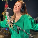 Angeline Quinto Instagram - Pasko ang pinakamagandang kwento ⭐️🎄