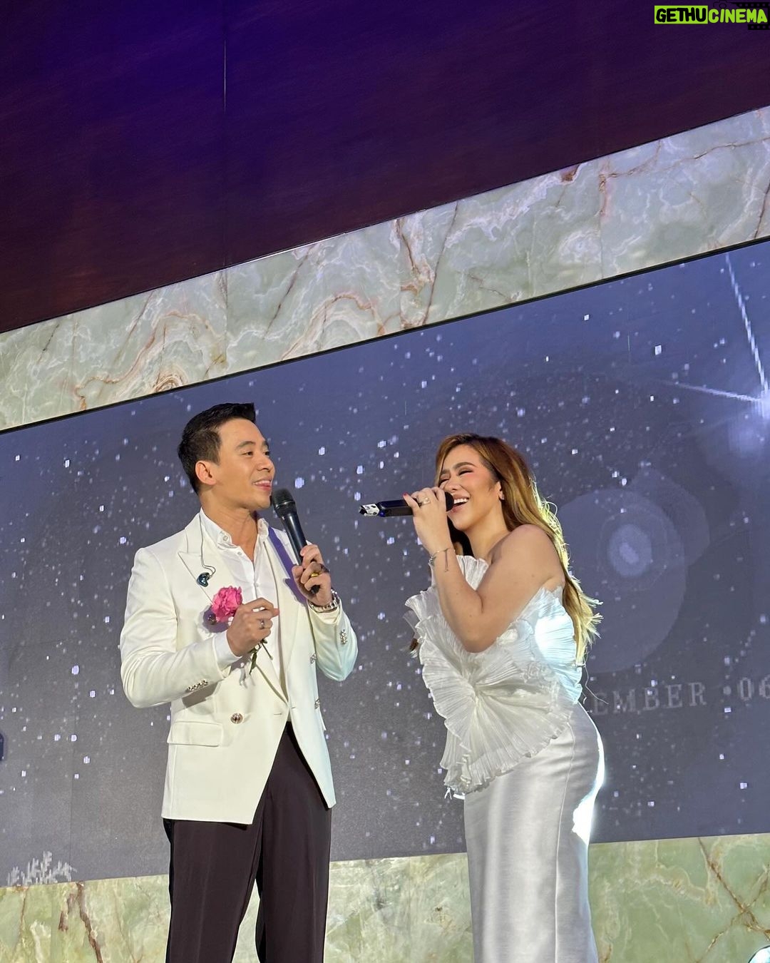 Angeline Quinto Instagram - Thank you very much SW Group Holdings for having us π«Άπ»π₯° Merry Christmas ππ @eriksantos π€©