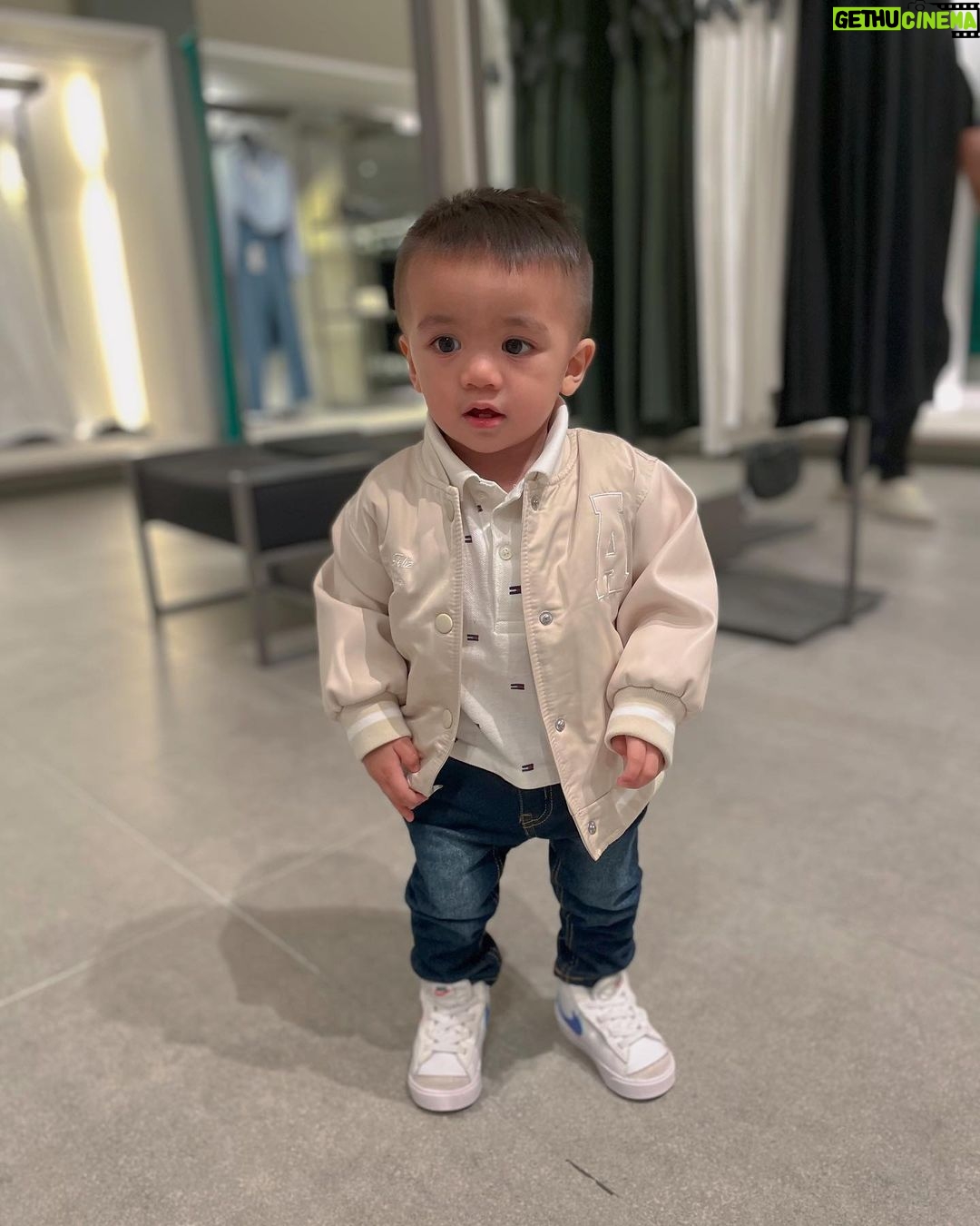 Angeline Quinto Instagram - Sylvio, please don't grow up too fast🫶🏻👶 ILOVEYOU 🥰