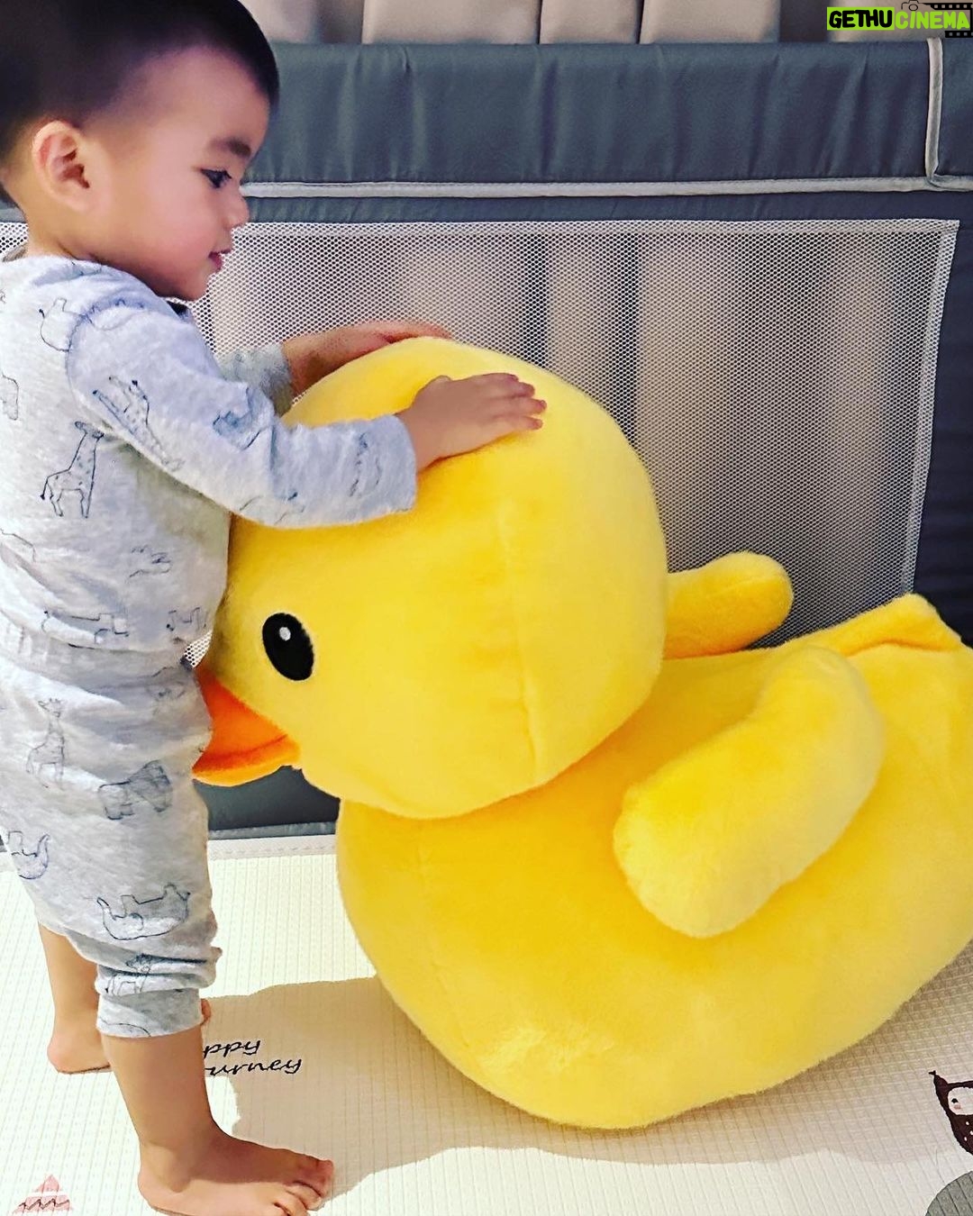 Angeline Quinto Instagram - Mahal ko👨👩👦