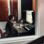 Angeline Quinto Instagram - Recording with Sir Jon🎙️🎧 @jonathanmanalo 😘 Nice to see you Mr.Music ☺️ 🎵