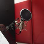 Angeline Quinto Instagram - Recording with Sir Jon🎙️🎧 @jonathanmanalo 😘 Nice to see you Mr.Music ☺️ 🎵