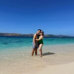 Angeline Quinto Instagram - Last year, mejo ayaw pa ni Sylvio sa beach dahil takot pa siya sa waves. Ngayon mas naeenjoy na niya sa dagat lalo ang buhangin nilagay sa buhok niya 😂🌊🏝️Kulit mu talaga bulilit 👶👨‍👩‍👦 ILYSM @babysylvio