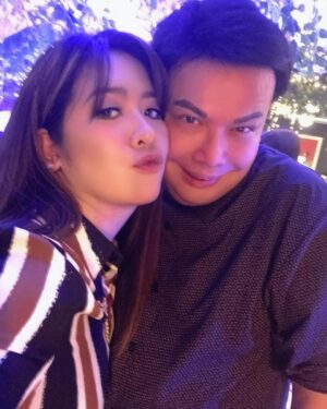 Angeline Quinto Instagram - Hindi ko alam paano mag uumpisa💔 Durog na durog ang puso ko💔 Sir Deo wala akong ibang gustong sabihin, Maraming maraming salamat po sainyo, hindi lang bilang boss ko, Ikaw ang naging pangalawang Tatay ko, sobra ang pag aalaga mu sa akin at sa pamilya ko. Ipagpapatuloy ko ang pag kanta ng mga awiting galing sa puso ko gaya ng lagi mong sinasabi sa lahat ng themesong na ipinagkatiwala mu sa akin. 
Mahal na mahal kita Sir Deo. Iyakap mu po ako kay Mama Bob🤍🤍 I love you very much DTE💔😭😭
-Peej @pjendrinal kasama mu kami, nandito lang kami para sayo Peej🥹🙏🙏