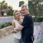 Angelique Boyer Instagram - Weekend avec mon papa d’amour 🫶💖🪻🍷🌞🍨🧿💙 San Miguel Allende