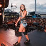 Anitta Instagram – Ainda tem muito mais! Quem aí tá pronto para o pós-Carnaval? @adidasbrasil 
#adidasOriginals #adidasForum #publi
