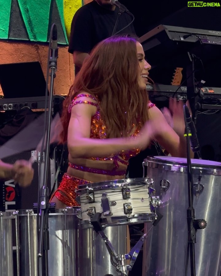 Anitta Instagram - 4th day, Carnaval 2024 🩷🧡 São Paulo São Paulo, Brazil