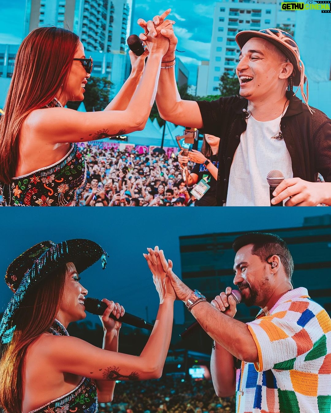 Anitta Instagram - SP, foi f*da!!!!! 🔥🎉 I have nooooo words to describe how I’m feeling right now. I just finished my pre-Carnival tour, so now we can start the real Carnival festivities! I can’t stop watching all the videos of people dancing and jumping, and celebrating with me. Of cooourse we went a little crazy, but that’s how Brazilians have fun in February! 10 cities, 11 shows, over 50 hours of singing and dancing, lots of fun, some sleepless nights 😅🥲, and many samba schools honored. There’s a lot more to come because Carnival is about to really start! Are you ready? São Paulo, Brazil