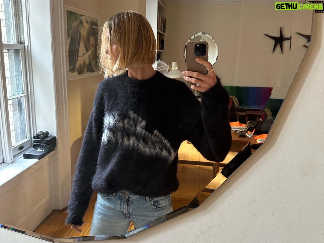 Anja Rubik Instagram - My hair whisperer ✂️💇♀️ @hairbychristiaan