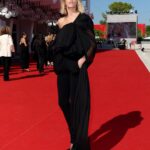 Anja Rubik Instagram - My heart swelled with joy and pride as I joined my friends to celebrate their labor of love and courage on the big screen. This year two very important and emotional polish films made it to the main competition at Venice Film Festival. “Green Border” by Agnieszka Holland (horrors faced by refugees between Poland and Belarus) and “Woman Of” by Malgorzata Szumowska and Michał Englert. ( woman's journey to gender correction) Ph. @alicja.kozak