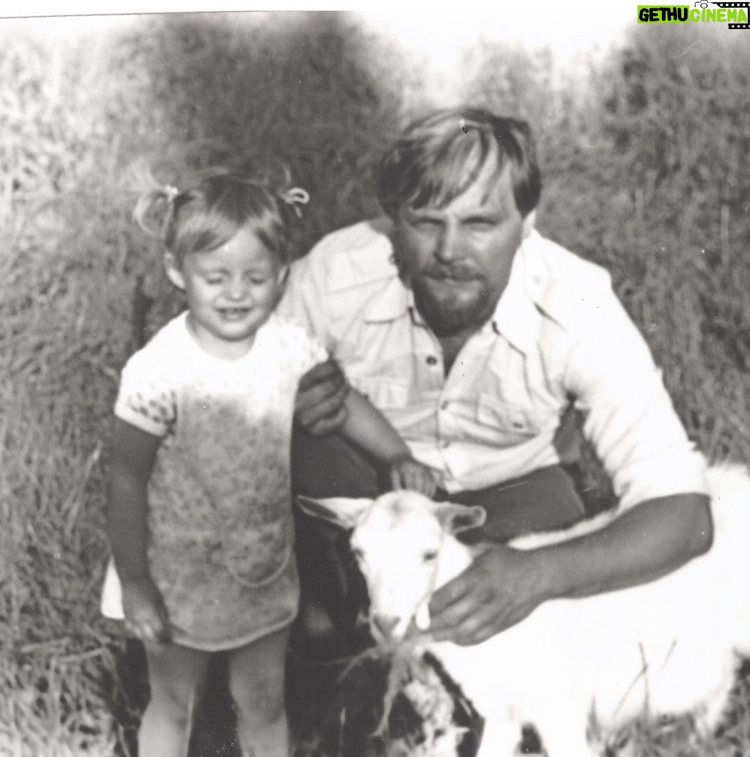 Anja Rubik Instagram - Happy Father’s Day Daddy! You are our sunshine ☀️