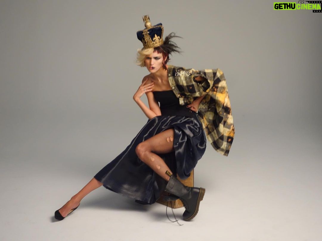 Anja Rubik Instagram - A few moments backstage with CHRISTIAAN ❤️ Christiaan is one of my favorite people on this planet! He is a true artist. Everything he touches becomes an artistic extension of himself : from hair, photography, sculpture to his apartments. It has been pure joy to spend time with him on and of set. “I figured that behind the curtain was more interesting to me than in front of it. All human and all real all the time.” - Christiaan “Taking a picture of anything and anyone that stroke my fancy became a passion. Snapping away the life, people, work, food, play and the travel everywhere was just the best way to keep an ultimate and intimate record of the backstage of my life; my diary. Every other night, wherever I would be I took some time out to edit and file away the catch of the day. Going on 20+ years now.” - Christiaan