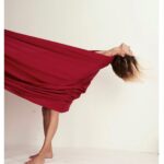 Anja Rubik Instagram - Miałam łzy w oczach! Byłam tak bardzo wzruszona obserwując w internecie jak staliście w długich, wielogodzinnych kolejkach aby oddać swój głos! Chciałabym wszystkim mocno pogratulować i podziękować! Wspaniała frekwencja! 74,38%! Jestem tak dumna! Łączy nas nasz kraj i nasza wspólna przyszłość. Razem stworzymy silniejszą i odważniejszą Polskę! Dziękuję każdej osobie i każdej organizacji, która zaangażowała się w działania profrekwencyjne! Jak widać było warto! (Eng) I had tears in my eyes! I was so moved by your determination and engagement. Some of you stood for hours waiting to cast your vote! I would like to congratulate and thank everyone! What a turnout! 74,38% ! I'm so very proud! We are united by our country and our common future. Together we will create a stronger, braver Poland! This is just the beginning! Huge thanks to all the people and all the organizations involved in promoting election participation.