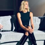 Anja Rubik Instagram - 100 SEXED FORBES WOMEN! Gratuluję całej setce! Dziękuję, że jesteście, że działacie, edukujecie i wspieracie tych w potrzebie! Wczorajszy wieczór był prawdziwym świętem dla wszystkich zaangażowanych we wszechstronną edukację seksualną. W atmosferze otwartości i wsparcia, mieliśmy możliwość docenić niezwykłe osoby, które nieustannie pracują nad tym, by edukacja seksualna była dostępna i oparta na faktach. Ich praca, często wykonywana w obliczu wielu wyzwań, ma kluczowe znaczenie dla zdrowia, bezpieczeństwa i dobrostanu młodych, dzieci oraz dorosłych. Jeszcze raz dziękuję redakcji Forbes Women, bez Was lista 100 SEXED nie byłaby możliwa! Dziękuję także Naszej wspaniałej kapitule, Wasze zaangażowanie, rzetelność, czas poświęcony 100 SEXED był nieoceniony. ❤️ Shout out do Martyny i Magdy ✨ oraz Piotra @panredaktor ❤️❤️❤️