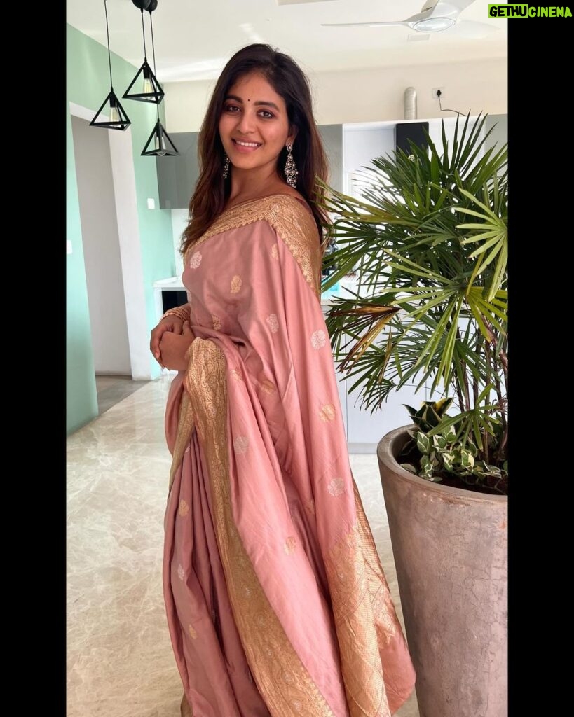 Anjali Instagram - Wishing everyone a very happy Sankranthi & Pongal 🤗 #polodiaries #festival #saree #love