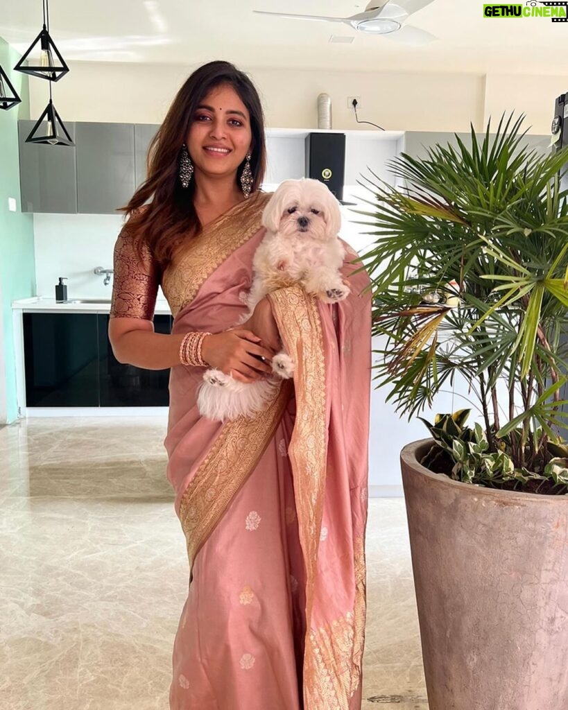 Anjali Instagram - Wishing everyone a very happy Sankranthi & Pongal 🤗 #polodiaries #festival #saree #love