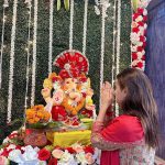 Anjali Arora Instagram – Day 3😍❤️🙏🏻 #ganpatibappamorya
#anjaliarora ❤️❤️

decor by – @thecurators_official
