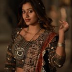 Anjali Arora Instagram - About this Look? #chori #anjaliarora Designer: @meghaethnics Jewellery: @anthajewels Stylist: @kritikaatodii @thestylefinesse