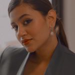 Anjali Arora Instagram - 💙………..? Wanna say something? …… …… …… #anjaliarora Styling- @gagankumarworld 💄- @akritinegi 📸- @bhupesh57 Mumbai - मुंबई