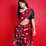 Anjali Arora Instagram – Kya bolti public😍?

#anjaliarora #anjalians #anjaligang #teamanji #anjaliaroraarmy 

📸- @ronakza143 
💄- @ayazkhan5621_ 
Outfit- @sunnynagpalofficial