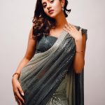 Anjali Arora Instagram - The moment you decide to be yourself🔥 #anjaliarora #anjalians #anjaliaroraarmy #anjigang #teamanji 📸- @ronakza143 💄- @ayazkhan5621_ Outfit- @sunnynagpalofficial