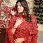 Anjali Arora Instagram – sahi gal aa mere bapu kol bank balance bada😉
#anjaliarora #kaka #naqaab