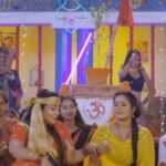 Anjana Singh Instagram - दीदिया हमार ससुरार जईहे हो, सुनिए ये गीत भोजपुरी फिल्म बड़की दीदी से! Song Out Now ! 🔥 @anjana_singh_ @shubhi_sharma_official @sameera7803 @neelushankarsingh #shubhisharma #sameerashaikh #neelushankarsingh #omjha #dharamhindustani #anjaliyadav #instagood #instadaily #instafollow #followers #followus #music #songs #sisterlove #reels#trendingmusic #trendingreels #reelsinstagram