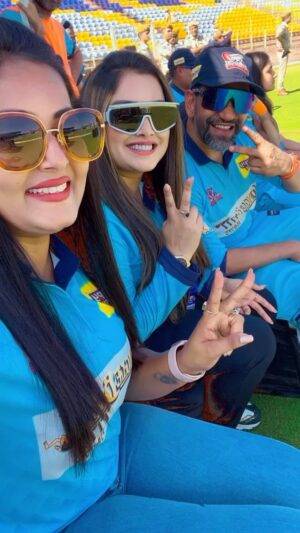 Anjana Singh Instagram - Happy birthday 🥳 dear @aamrapali1101 ❤️🥰
God Bless you May your all wishes come true whatever you wish for…keep rocking 🌟keep shining💫 …enjoy your day 🥳🥳
Once again Happy wala Birthday 🎁