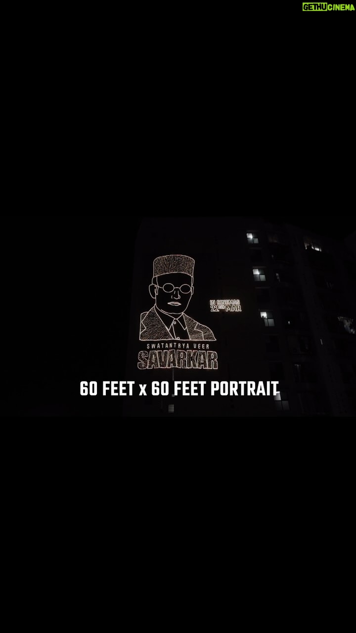 Ankita Lokhande Instagram - The sound of #AkhandBharat will now echo in every corner! A salute to the legendary freedom fighter who became the guiding light on the path of Indian Independence. Witness the Mega illumination portrait of #SwatantryaVeerSavarkar at Bisleri Junction, Western Express Highway and get ready for his history to be unfolded. Trailer out now. (Link in bio) In cinemas 22nd March. #VeerSavarkarOn22March #WhoKilledHisStory @zeestudiosofficial @randeephooda @anandpandit @officialsandipssingh @yogirahar31 @anandpanditmotionpictures @officiallegendstudios @randeephooda_films @avakfilms @amit.sial @iampallesingh @crimrinal @rajeshkhera1 @alwaystheantagonist @tirrtha @anjalihoodamd @mathiasduplessy @sandeshshandilya @sambata__00 #JayPatel @alwaystheantagonist @utkarshnaithani @i.samkhan @roopa_pandit @zeecinema @anuragbedii @zeemusiccompany @anwarali.khan.568 @jelly_bean_ent @panchalic @renukapillai_official @sonukuntalofficial @whiteapplellp @krishna.arvind @kameshkarna @varunmishra @savarkarthefilm @roopesh6699 #RandeepHooda #VeerSavarkar #Savarkar