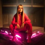 Anna Pepe Instagram - NO BODYGUARD freestyle fuori ora 💗 Link in bio e nelle storie @snipes #snipesknows