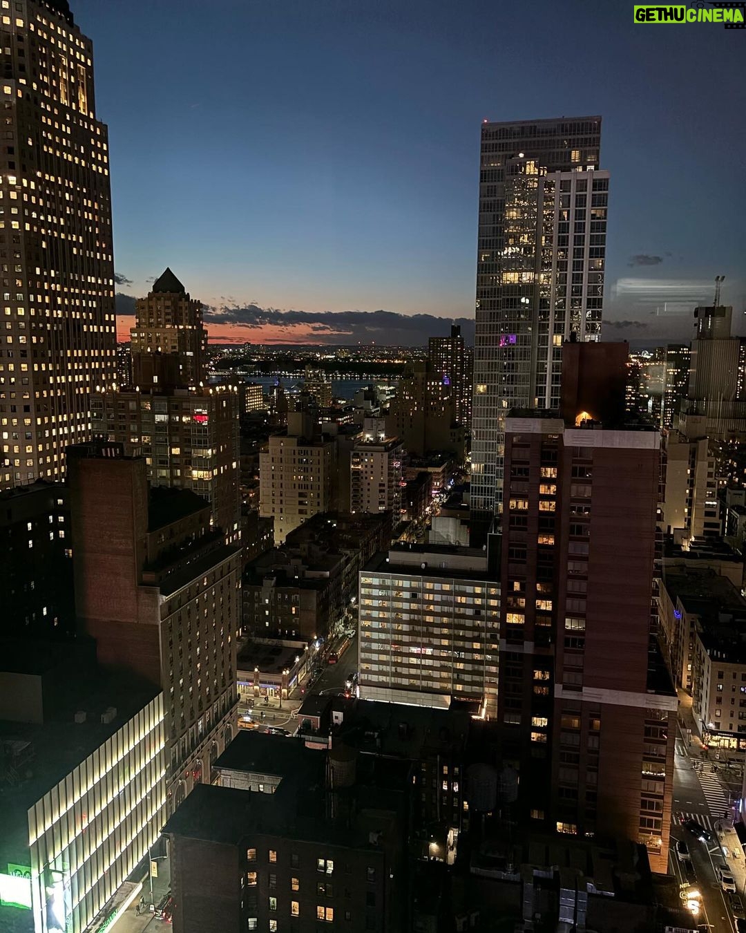 Anna Pepe Instagram - New york New Yorkkk πΊπΈπ.. @republicrecords π New York City