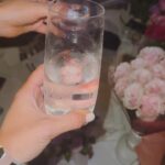 Anna Sedokova Instagram - Это была прекрасная ночь с днём рождения королева энергий @nataliiamakeupartist ❤️ Горжусь,тем что из 10 человек в нашей компании алкоголь пили 3. Так что магнум заказывали для красоты . Спасибо ,было весело . Надо повторить ❤️ Seaspice