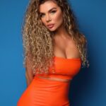 Anna Sedokova Instagram - Blessed and free 💫 Photo @bogdan_safarov_ Makeup/Hair @kristinapapuk Style @alenashamaeva 🧡