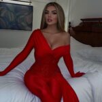 Anna Sedokova Instagram - Lady in red.. Make up and photo @makeup_kallasova Hair @elenaball19 Bodysuit and more @voronovanton ❤️ Ritz
