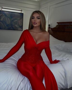 Anna Sedokova Instagram - Lady in red.. 
Make up and photo @makeup_kallasova 
Hair @elenaball19 
Bodysuit and more @voronovanton ❤️
