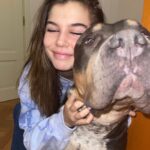Anna Sedokova Instagram - Мамбы больше нет . Он на небе . Это случилось давно . У нас просто не было сил сказать . Этот год был сложным для нас и нашей семьи . Я потеряла самого близкого человека . Мы потеряли нашего Мамбу ,который был нам сыном , братиком и просто всем . Самый добрый и большой пёс ,который преодолел с нами тысячи километров не смог избежать столкновения с пьяным водителем . Каждый день мы искали смыслы в этом ,но так и не нашли . Особенно сложно было не мне . А мужу . Это был его лучший друг, был его мир . И когда все развалилось у нас забрали ещё больше . И нас в какой то момент не стало . Этот пост даётся мне особенно трудно . Но нужно жить дальше . Ведь он бы точно этого хотел . Ведь нам есть ради чего . Ради кого. Нужно жить и верить . Нужно искать в себе силы , искать силы друг в друге . И мы нашли . Но это уже совсем другая история о которой я расскажу завтра . А пока пусть эти фото останутся тут 💔 #mambamentality Mamba Mentality