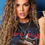 Anna Sedokova Instagram - А все таки так лучше .. Finally it’s time for my favorite foto from @bogdan_safarov_ 💦 Makeup/Hair @kristinapapuk Style @alenashamaeva ❤️