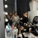 Anna Shurochkina Instagram - Backstage moments📸 сегодня первый день весны, мои дорогие, и я, как никогда, чувствую ресурс для роста в творчестве)🍃весь последний месяц у меня гастроли, съемки, спорт и все по новой…и это меня очень заряжает! Я чувствую, что снова обретаю себя после долго перерыва в карьере💫 интересно узнать, какой вайб будет для следующего трека? Как думаете?))