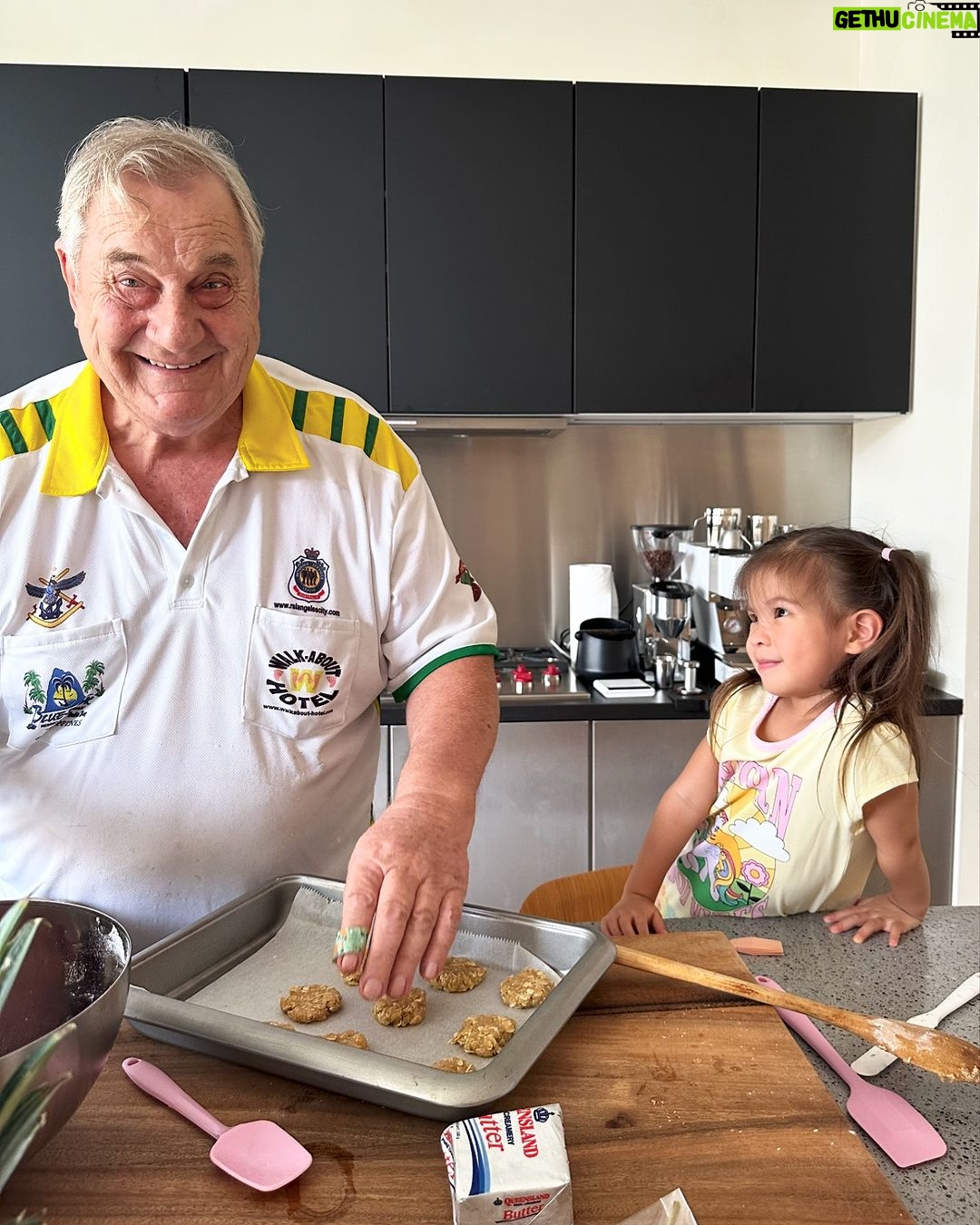 Anne Curtis Instagram - Happy 81st birthday to our gentle giant. We love you Grandad 🧓🏻