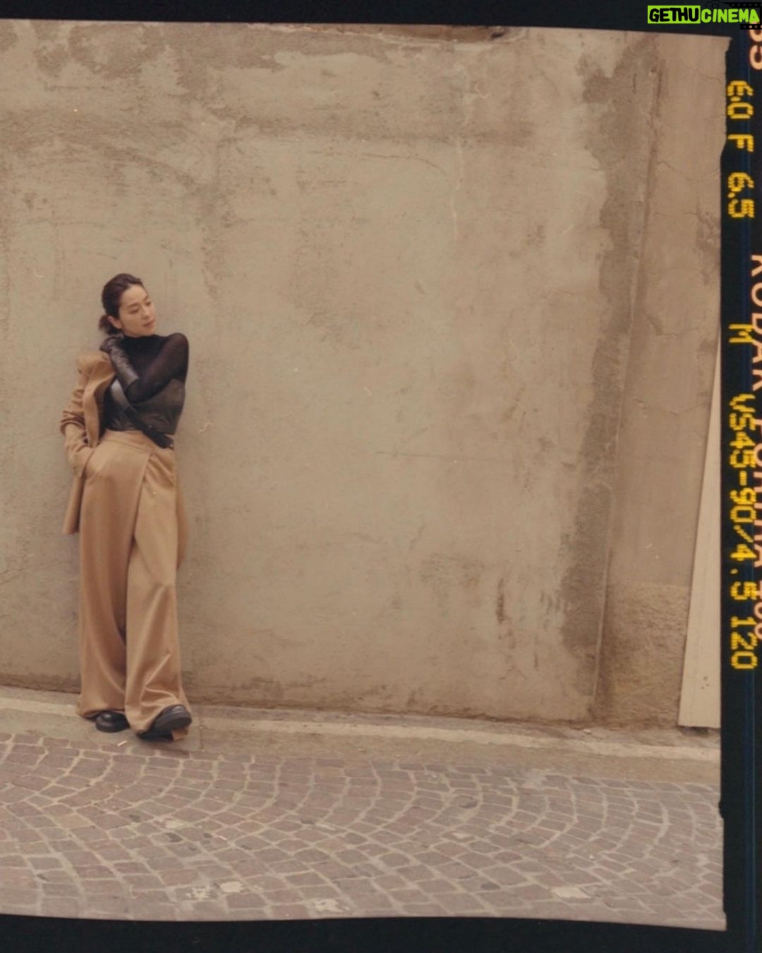 Anne Nakamura Instagram - 💌 @maxmara @harpersbazaarjapan Milano, Italy