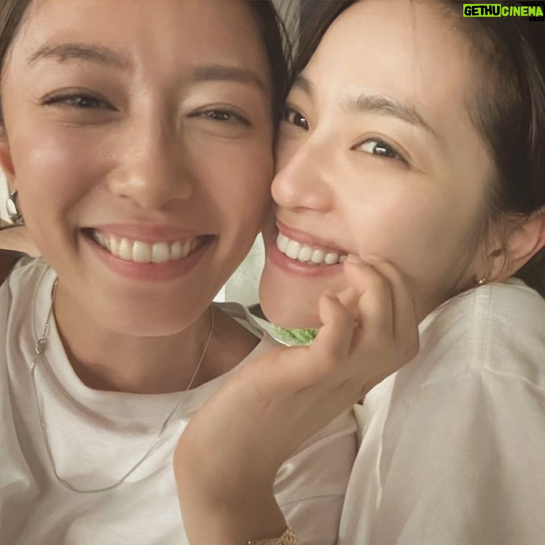 Anne Nakamura Instagram - ๐๐นโจ๐ ใใใ็ตๆงใใใชใไน
ใใถใใ ใใฉใใใใชๆใใฏๅ
จใใใชใใฎใ ใใฉใใใงใไปๅนดใฏใใๅฐใ้ฃ็ตกใจใฃใฆใใใๅฐใไผใใใจ่ฉฑใใฆ่งฃๆฃ๐ช