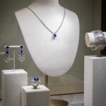 Anne Nakamura Instagram - CARTIER SALON TOKYOにて、 カルティエの象徴、『パンテール』をテーマにした 受注イベントが、10月8日から17日まで、開催されます💎 夢のような空間でした。 偶然、保奈美さんにも お久しぶりにお会いできて嬉しかったです🐆 @cartier #cartier #cartiertokyo #cartierhighjewelry #pantheredecartier フォーシーズンズホテル東京大手町