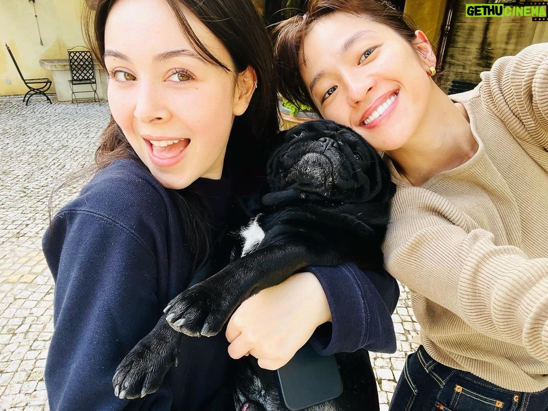 Anne Nakamura Instagram - ⛰🗻🏔 ✈︎ Torino —— Avignon 🛤 Avignon France