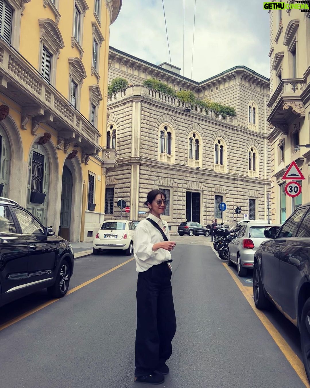 Anne Nakamura Instagram - Ciao🇮🇹 ドラマの撮影で実際に使用していた 78に乗って イタリアへ🛩! #NICEFLIGHT Italy Milan