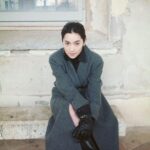 Anne Nakamura Instagram - 🖤🩶🤍 @maxmara @harpersbazaarjapan #2023