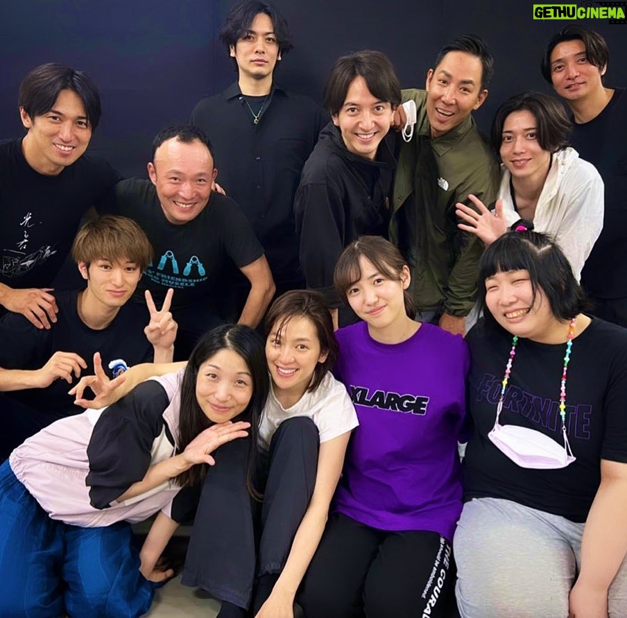 Anne Nakamura Instagram - いよいよ!土曜日から始まります。 俳優座でお待ちしてます🤝 #笑ってもいい家
