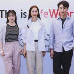 Anne Thongprasom Instagram - ‘Lightness’ คือเสื้อผ้าที่แฝงไว้ด้วยฟังก์ชั่นการใช้งาน สีโทน กลางๆ ดูโมเดิร์นได้ทุกยุคทุกสมัย ไม่ตกยุค • เสื้อผ้าที่มีเนื้อผ้าเบา หรือมีนวัตกรรมที่ทำให้ชีวิตของเราดีขึ้นในช่วงซัมเมอร์ • ในซีซั่นส์นี้แอบเห็นว่ายูนิโคล่ได้สร้างสรรค์ไอเทมที่แฝงด้วยฟังก์ชั่นที่โดดเด่นหลายชิ้นเลย ซึ่งถือเป็นยุคใหม่ของสไตล์มาตรฐานที่ให้เราได้เลือกสวมใส่ไปทำงานหรือออกไปใช้ชีวิตนอกบ้านในช่วงที่อากาศร้อนสุดๆ อย่างซัมเมอร์เมืองไทย • ถ้าได้ลองเดินชมในแต่ละมุมของงานในวันนี้ จะเห็นถึงเสื้อผ้าที่มีฟังก์ชั่น แฝงด้วยนวัตกรรมจากยูนิโคล่หลายชิ้นเลย ทั้งกางเกง Miracle Air เนื้อผ้าก็เบาสบาย • หรือจะเป็นไอเทมตัวดังช่วงซัมเมอร์ของยูนิโคล่ อย่าง AIRism ที่แค่ใส่ก็สบาย • และ UV Protection #กันแดดที่สวมใส่ได้ มาพร้อมคุณสมบัติป้องกันรังสียูวีได้ถึง 90% ช่วยปกป้องผิวคุณจากแสงแดดในทุกวัน • ไอเทมเปี่ยมฟังก์ชั่นทั้งหมดที่ยูนิโคล่พัฒนาอย่างไม่หยุดยั้งทั้งหมดนี้ จะช่วยให้ซัมเมอร์ของคุณเบาสบายยิ่งขึ้นกว่าที่เคย และผ่านช่วงเวลาที่ร้อนที่สุดไปได้อย่างสบายค่ะ😊 #UNIQLO2024SS #LifeWear #UniqloThailand #EaseintoLightness