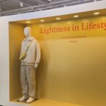 Anne Thongprasom Instagram - ‘Lightness’ คือเสื้อผ้าที่แฝงไว้ด้วยฟังก์ชั่นการใช้งาน สีโทน กลางๆ ดูโมเดิร์นได้ทุกยุคทุกสมัย ไม่ตกยุค • เสื้อผ้าที่มีเนื้อผ้าเบา หรือมีนวัตกรรมที่ทำให้ชีวิตของเราดีขึ้นในช่วงซัมเมอร์ • ในซีซั่นส์นี้แอบเห็นว่ายูนิโคล่ได้สร้างสรรค์ไอเทมที่แฝงด้วยฟังก์ชั่นที่โดดเด่นหลายชิ้นเลย ซึ่งถือเป็นยุคใหม่ของสไตล์มาตรฐานที่ให้เราได้เลือกสวมใส่ไปทำงานหรือออกไปใช้ชีวิตนอกบ้านในช่วงที่อากาศร้อนสุดๆ อย่างซัมเมอร์เมืองไทย • ถ้าได้ลองเดินชมในแต่ละมุมของงานในวันนี้ จะเห็นถึงเสื้อผ้าที่มีฟังก์ชั่น แฝงด้วยนวัตกรรมจากยูนิโคล่หลายชิ้นเลย ทั้งกางเกง Miracle Air เนื้อผ้าก็เบาสบาย • หรือจะเป็นไอเทมตัวดังช่วงซัมเมอร์ของยูนิโคล่ อย่าง AIRism ที่แค่ใส่ก็สบาย • และ UV Protection #กันแดดที่สวมใส่ได้ มาพร้อมคุณสมบัติป้องกันรังสียูวีได้ถึง 90% ช่วยปกป้องผิวคุณจากแสงแดดในทุกวัน • ไอเทมเปี่ยมฟังก์ชั่นทั้งหมดที่ยูนิโคล่พัฒนาอย่างไม่หยุดยั้งทั้งหมดนี้ จะช่วยให้ซัมเมอร์ของคุณเบาสบายยิ่งขึ้นกว่าที่เคย และผ่านช่วงเวลาที่ร้อนที่สุดไปได้อย่างสบายค่ะ😊 #UNIQLO2024SS #LifeWear #UniqloThailand #EaseintoLightness