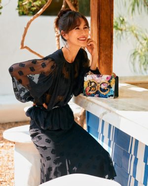 Anne Thongprasom Instagram - Feeling the spring vibes 🍃#DGPS24 #DolceGabbana #DGGirlsBag